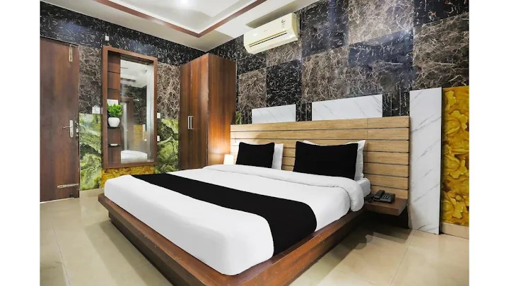 Collection O Tikonia Hotel Jatin, Shiv Puri, Haldwani