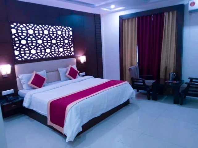 Hotel Ashoka De Grand, Dahariya, Haldwani