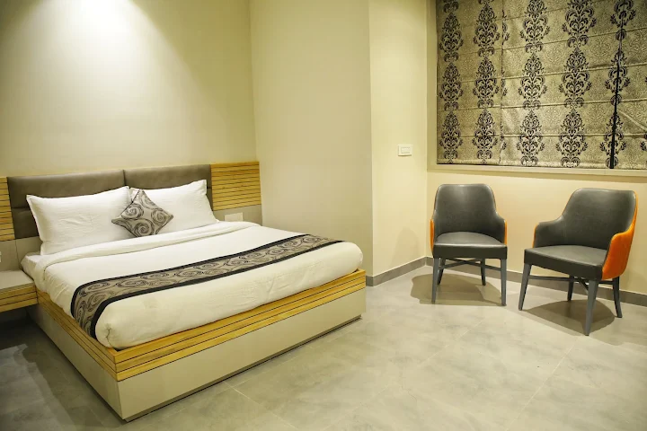 Hotel Happy Home more than home, Subhash Nagar, Haldwani