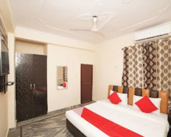 Hotel Mohan Palace, Patwadanagar, Haldwani