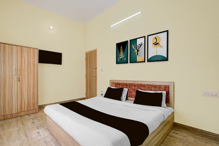 Hotel O by OYO KC Guest House, Teen Taas, Haldwani