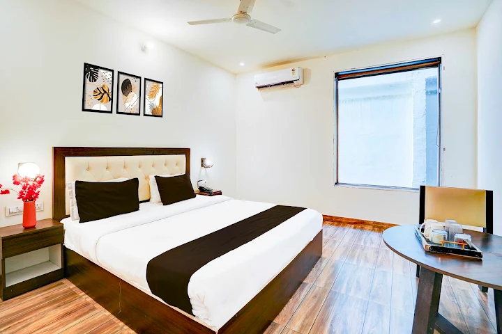 Hotel O Kathgodam Central Railway Station Haldwani, near Kalichaur Mandir, Haldwani