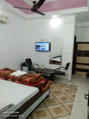 Hotel Trishul, Bhotia Parao, Haldwani