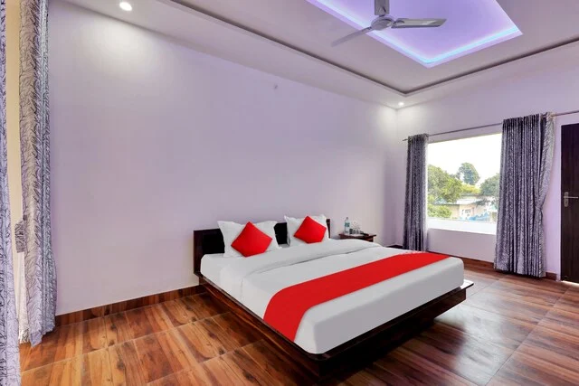 OYO Flagship 811176 Bala shankar Resort, Kathghariya, Haldwani