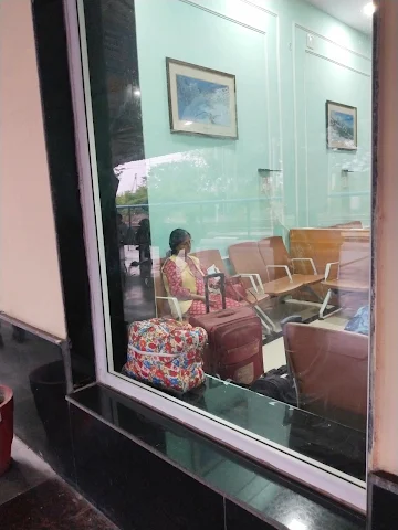 Rest Room, Kathgodam, Haldwani