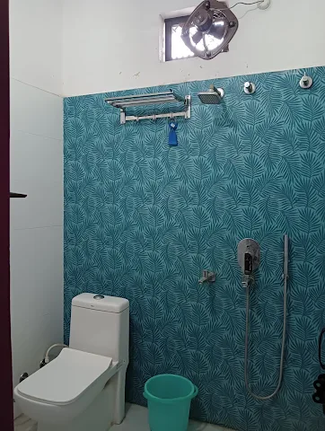 Sri Hari Guest House, behind Maruti Nexa, Haldwani