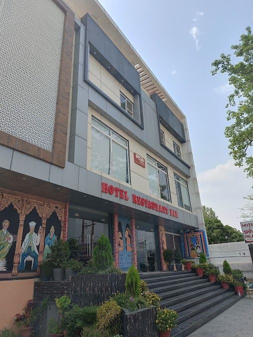 Shiva Palace hotel in Haldwani, seen from the road