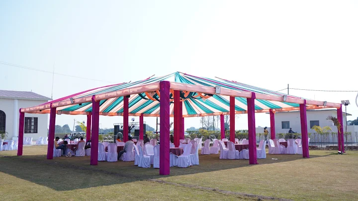 The sapphire banquets,lawns,hotel and restaurant, Gaulapar, हल्द्वानी